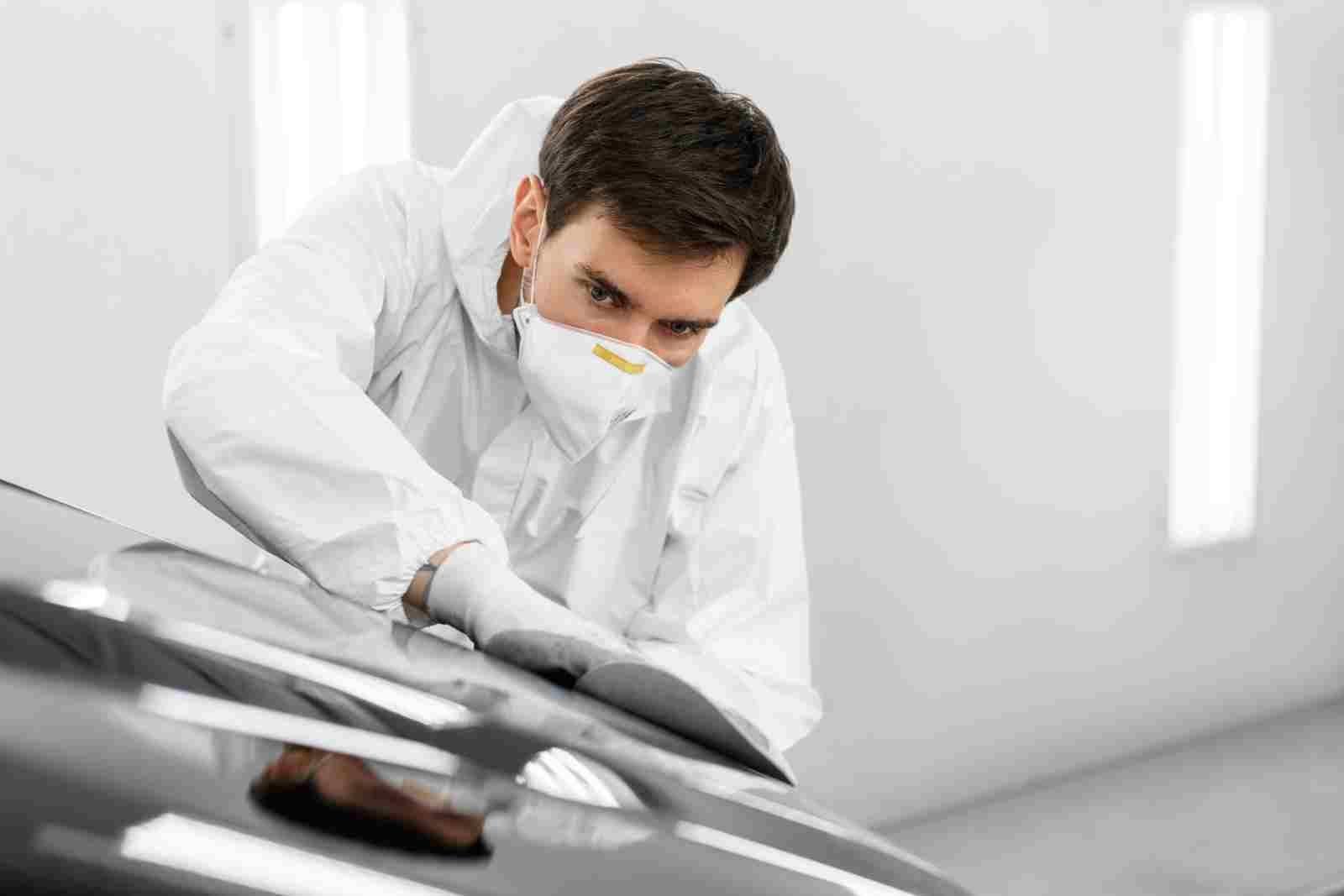 Immagine Supporti per la Carteggiatura nel Settore Automotive