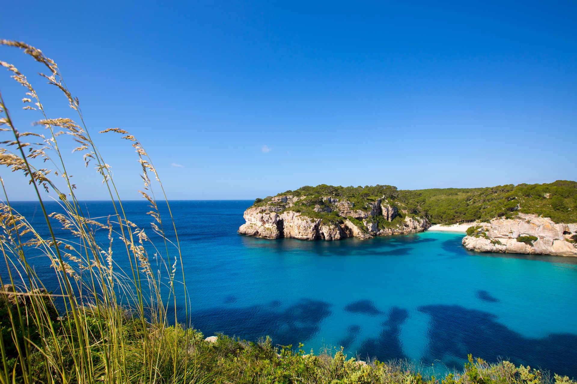 Immagine Vacanze a Minorca: La Soluzione Ideale per un Relax Completo